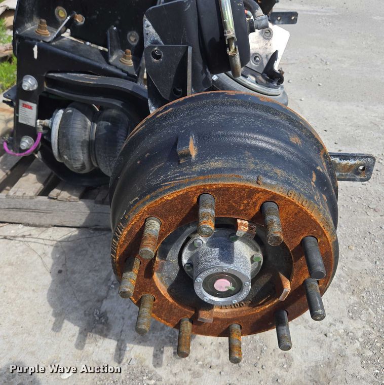 image for item EM7369 Link pusher axle