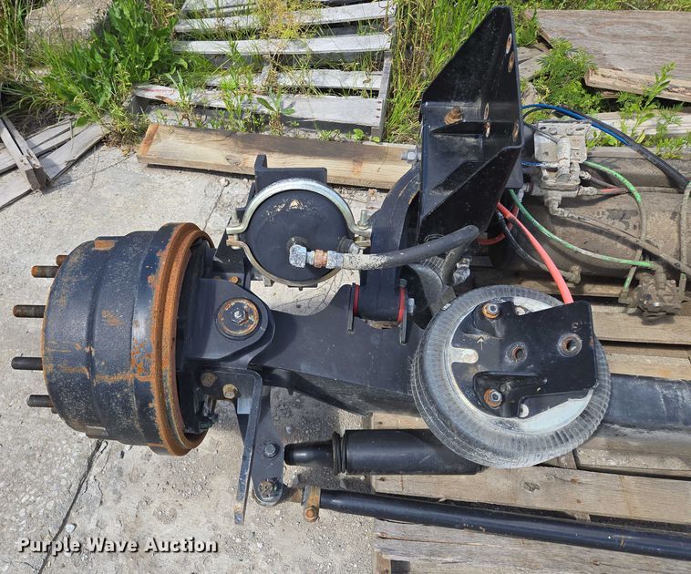 image for item EM7369 Link pusher axle