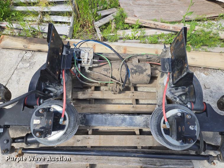 image for item EM7369 Link pusher axle