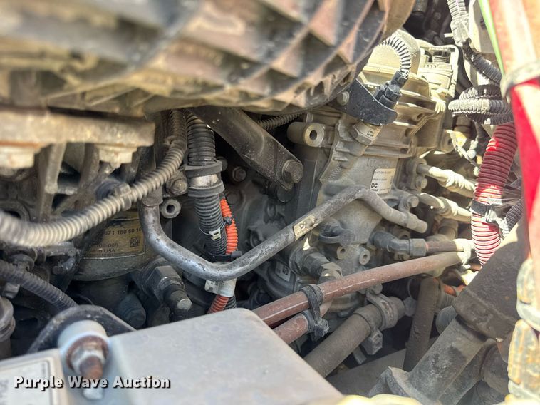 image for item EN4559 2016 Freightliner Cascadia Evolution semi truck