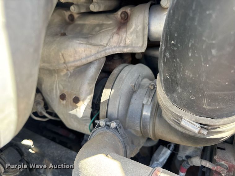 image for item EN4559 2016 Freightliner Cascadia Evolution semi truck