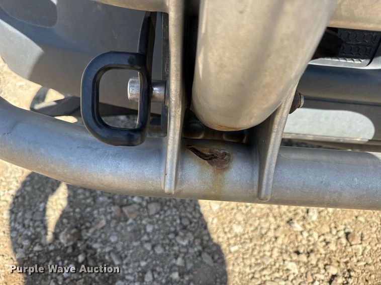 image for item EN4560 2016 Freightliner Cascades Evolution semi truck