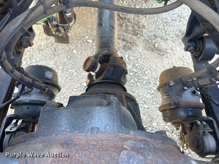 image for item EN4560 2016 Freightliner Cascades Evolution semi truck