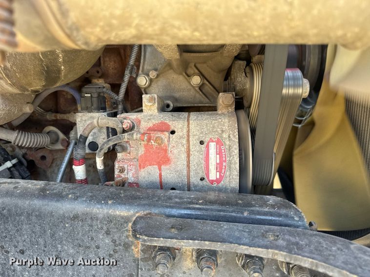 image for item EN4560 2016 Freightliner Cascades Evolution semi truck