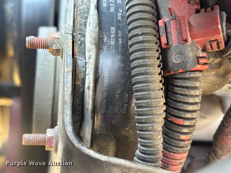 image for item EN4561 2014 Freightliner M2 semi truck