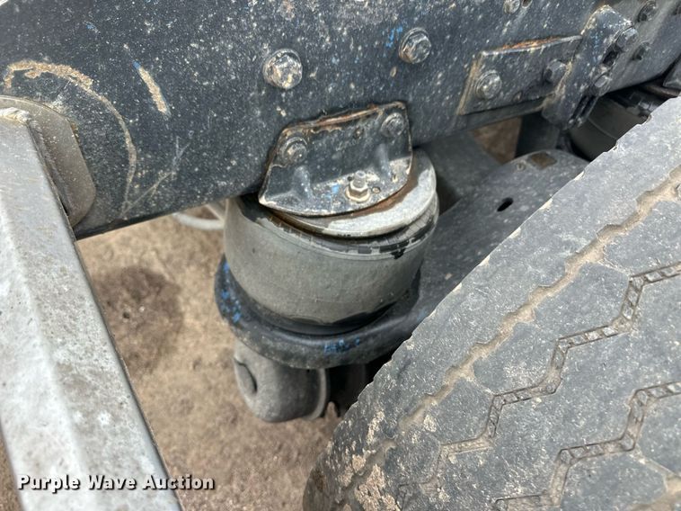 image for item EQ4711 1997 Kenworth T600 semi truck