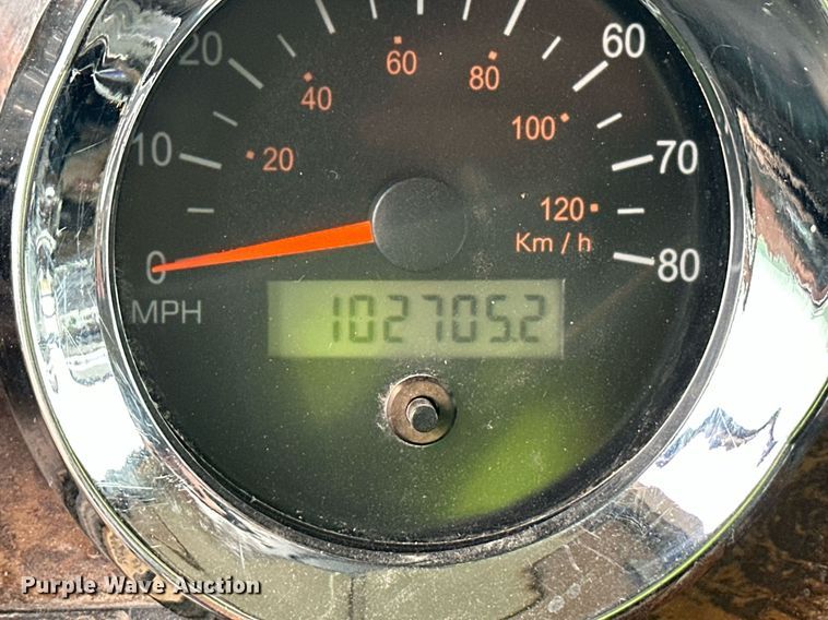 image for item EQ4711 1997 Kenworth T600 semi truck