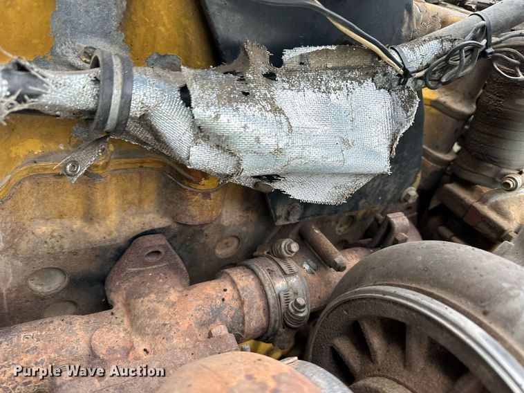 image for item EQ4711 1997 Kenworth T600 semi truck