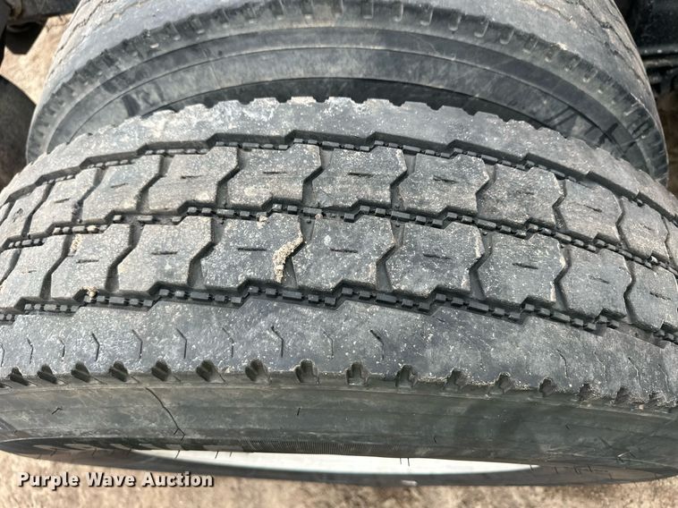 image for item EQ4711 1997 Kenworth T600 semi truck