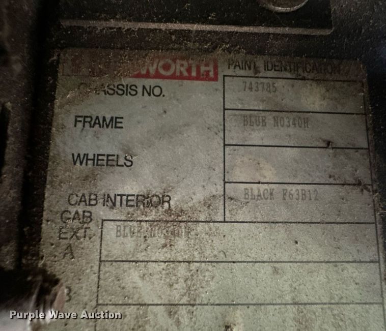 image for item EQ4711 1997 Kenworth T600 semi truck