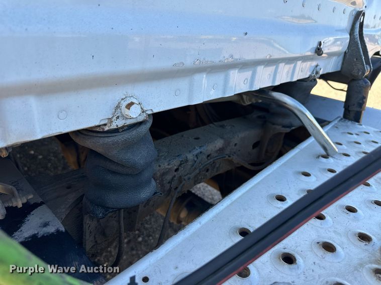 image for item EQ4789 2014 Freightliner Cascadia semi truck