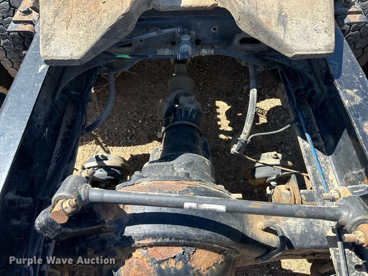 image for item EQ4789 2014 Freightliner Cascadia semi truck