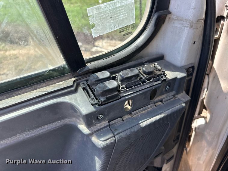 image for item EQ4789 2014 Freightliner Cascadia semi truck