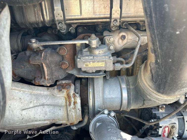 image for item EQ4789 2014 Freightliner Cascadia semi truck