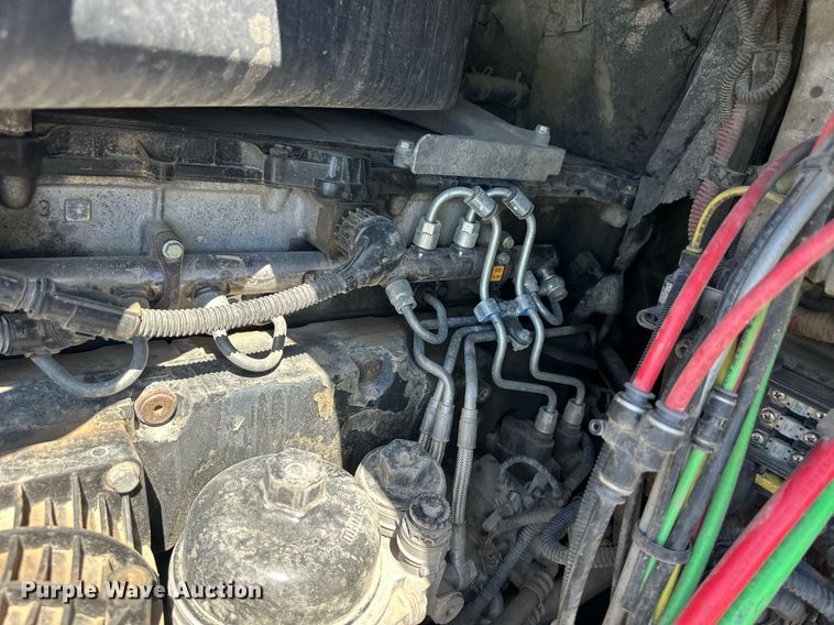 image for item EQ4789 2014 Freightliner Cascadia semi truck