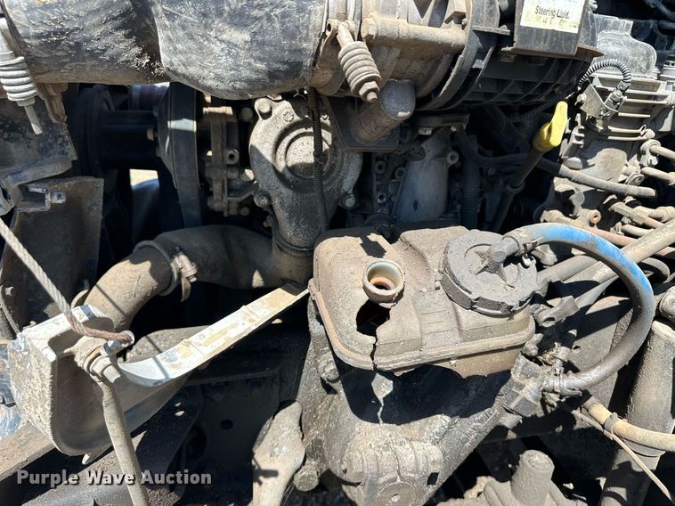 image for item EQ4789 2014 Freightliner Cascadia semi truck