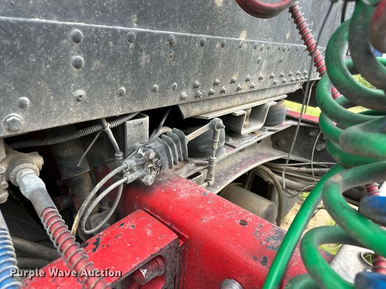 image for item EQ4860 1998 Freightliner FLD120 semi truck