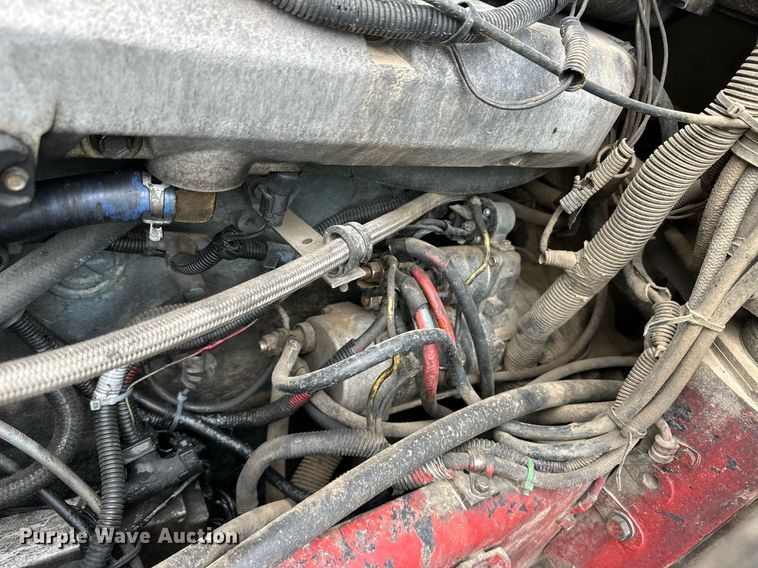 image for item EQ4860 1998 Freightliner FLD120 semi truck