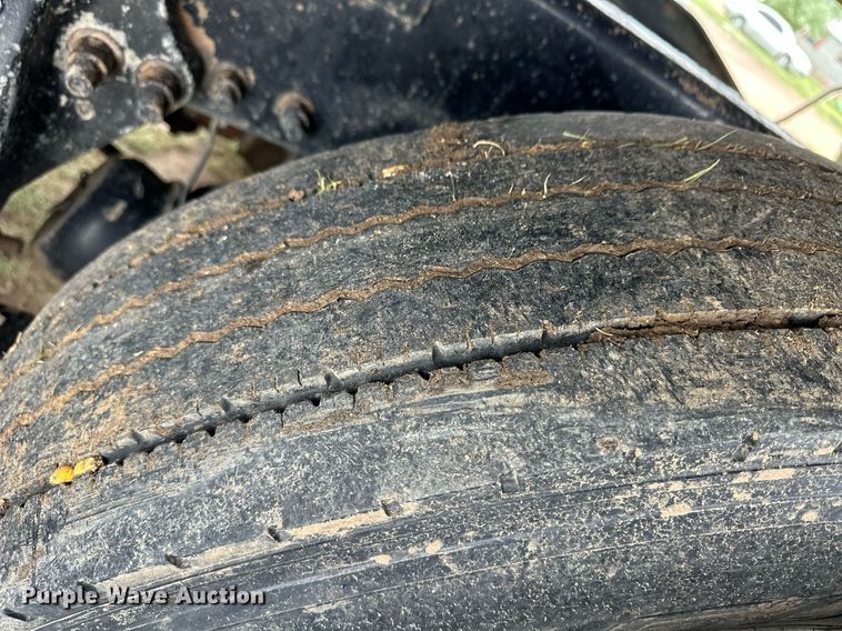 image for item EQ4861 1998 Freightliner FLD semi truck