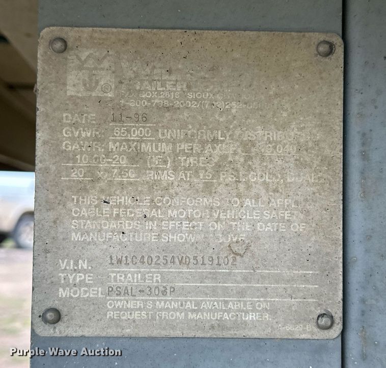 image for item EQ4862 1997 Wilson PSAL-303P livestock trailer