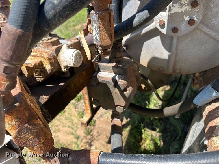 image for item ER8398 1993 Ledwell feed delivery trailer