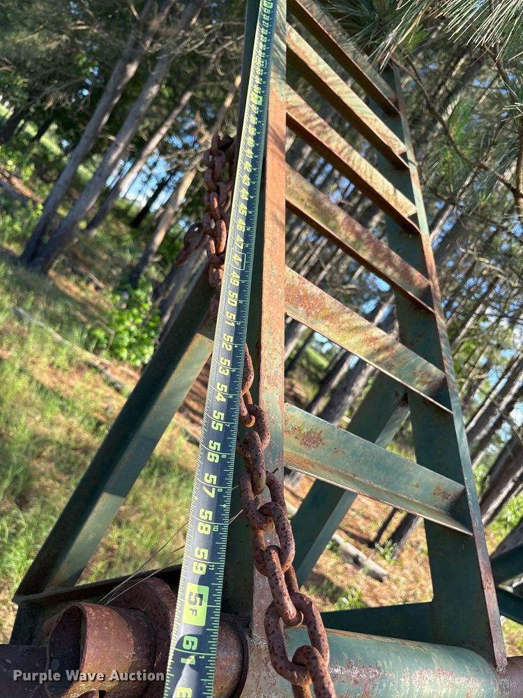 image for item ND9776 1985 Wilson flatbed trailer