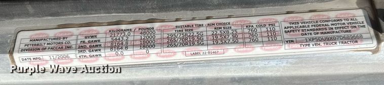 image for item NE9819 2007 Peterbilt 379 semi truck