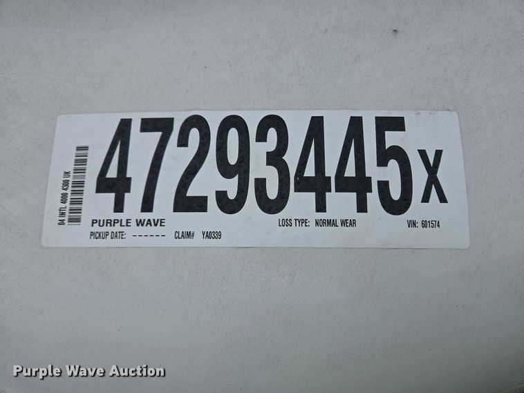 image for item YA0339 2004 International 4300 refuse truck