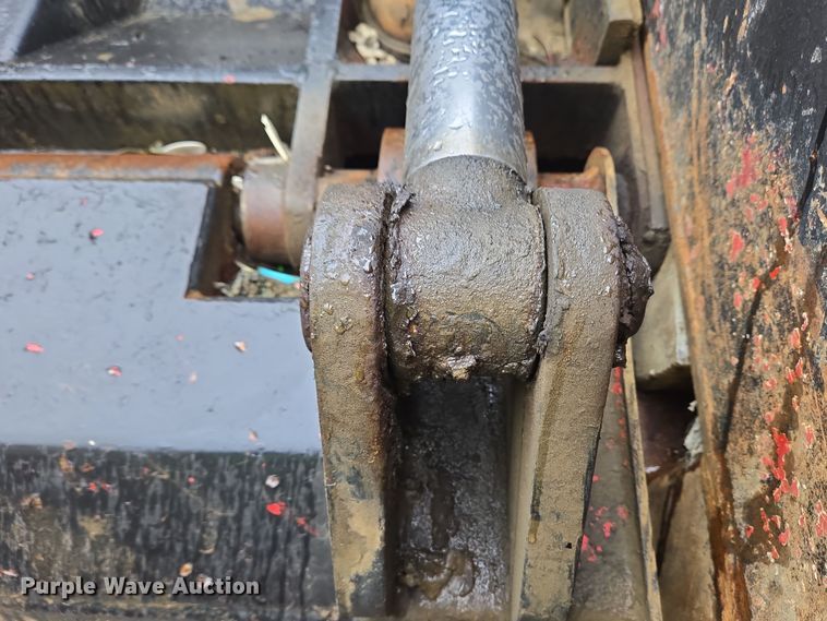 image for item YA0339 2004 International 4300 refuse truck