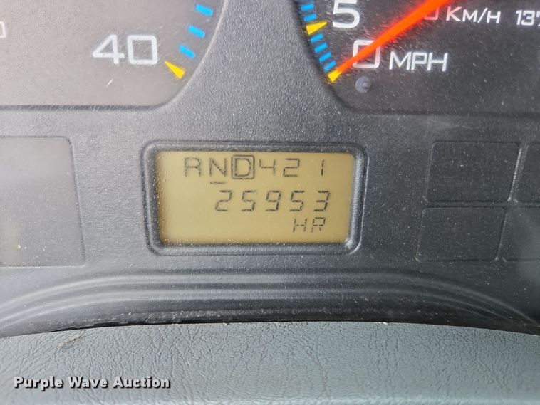 image for item YA0339 2004 International 4300 refuse truck