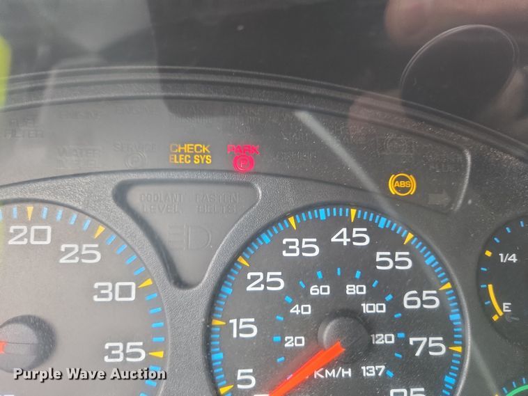 image for item YA0339 2004 International 4300 refuse truck