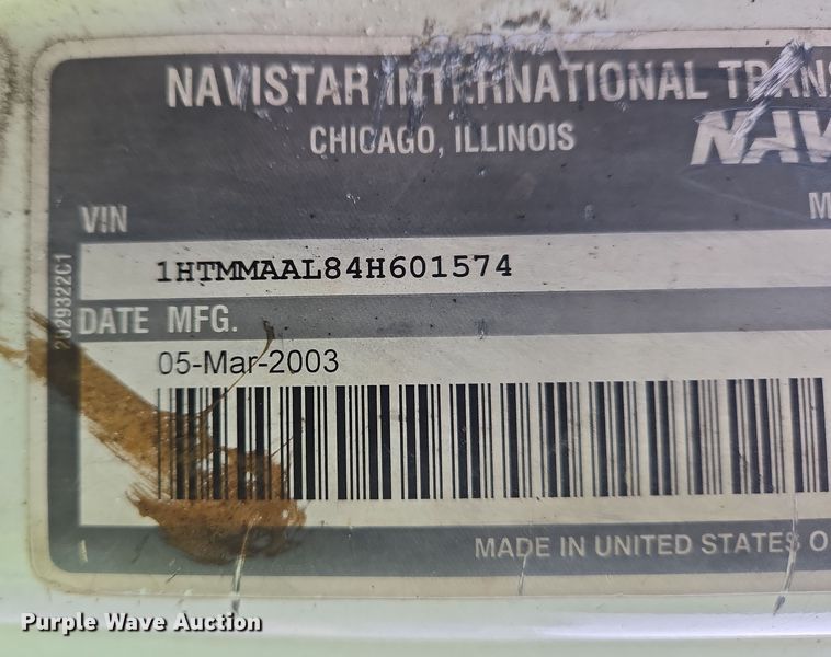 image for item YA0339 2004 International 4300 refuse truck