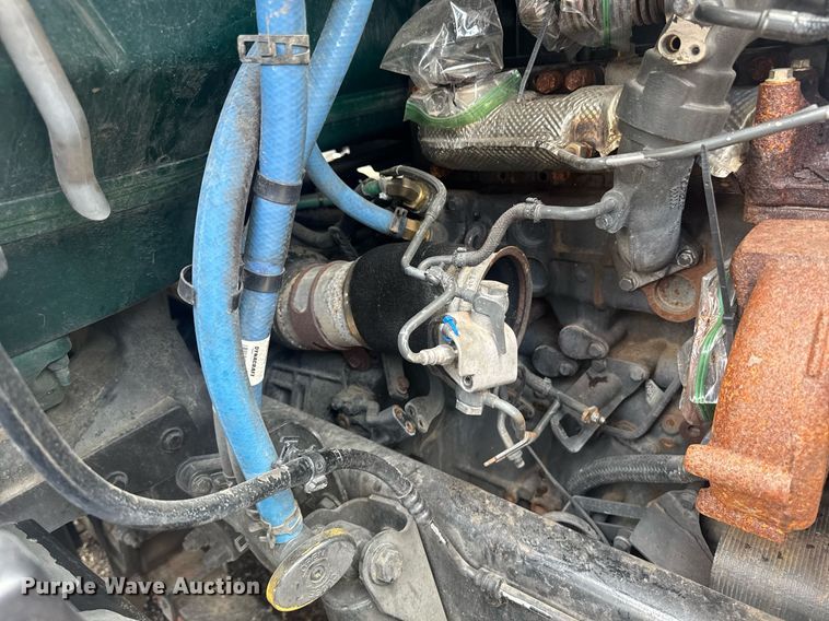 image for item YA0412 2019 Kenworth T680 semi truck