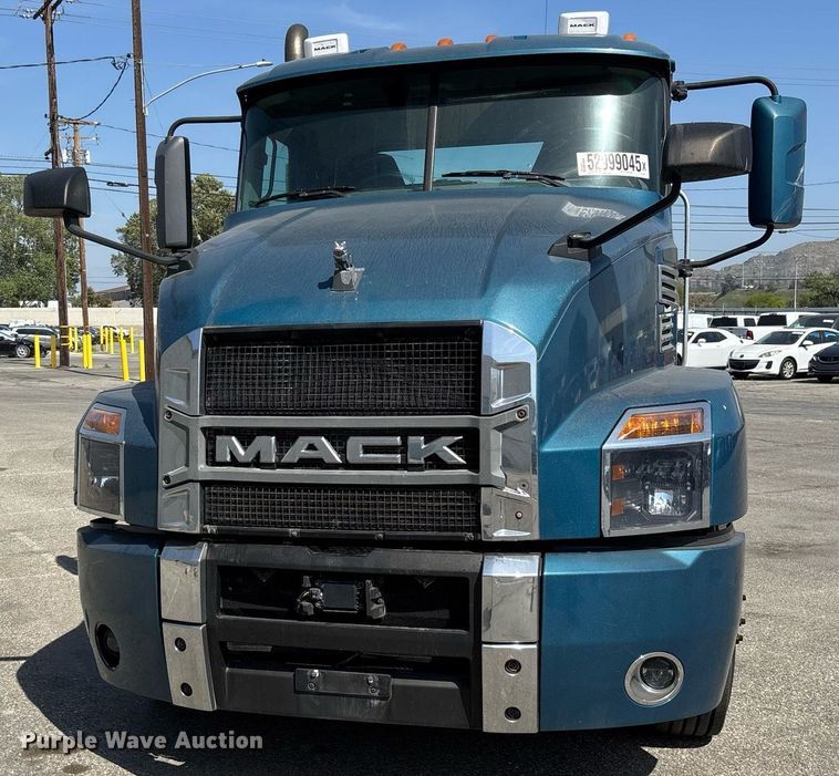 image for item YA0496 2019 Mack AN42T semi truck