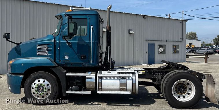 image for item YA0496 2019 Mack AN42T semi truck