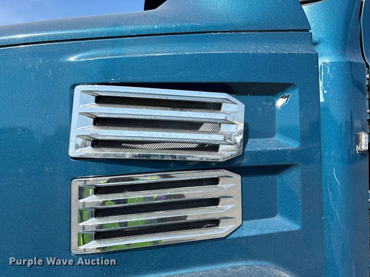 image for item YA0496 2019 Mack AN42T semi truck