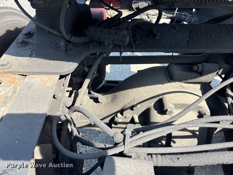 image for item YA0496 2019 Mack AN42T semi truck