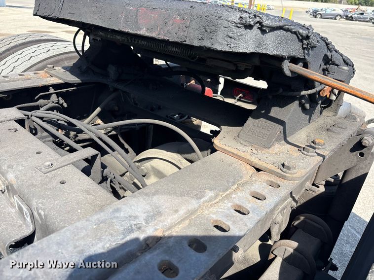 image for item YA0496 2019 Mack AN42T semi truck