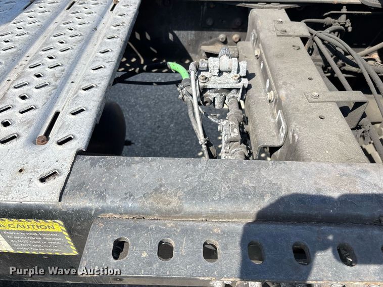 image for item YA0496 2019 Mack AN42T semi truck