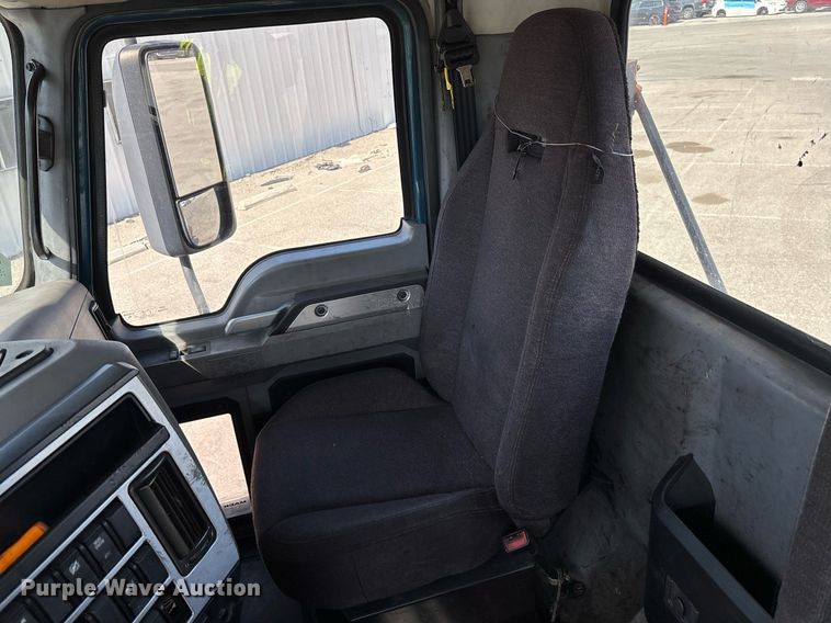 image for item YA0496 2019 Mack AN42T semi truck