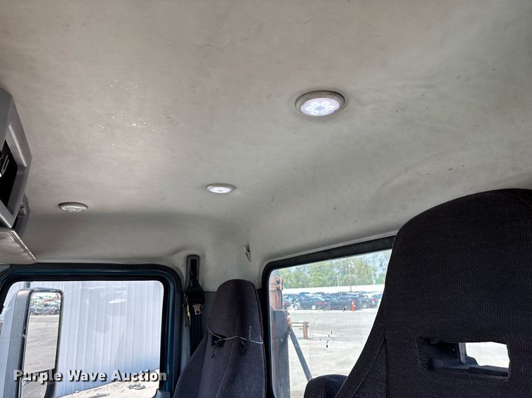 image for item YA0496 2019 Mack AN42T semi truck