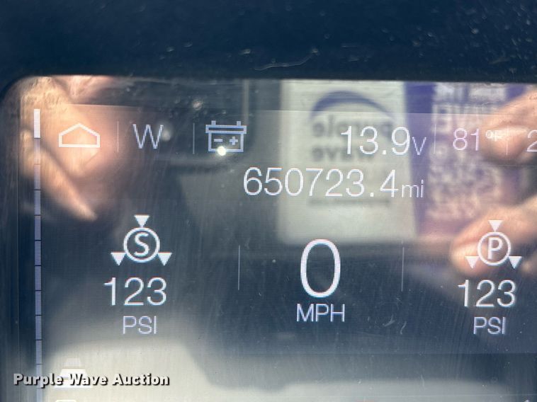 image for item YA0496 2019 Mack AN42T semi truck