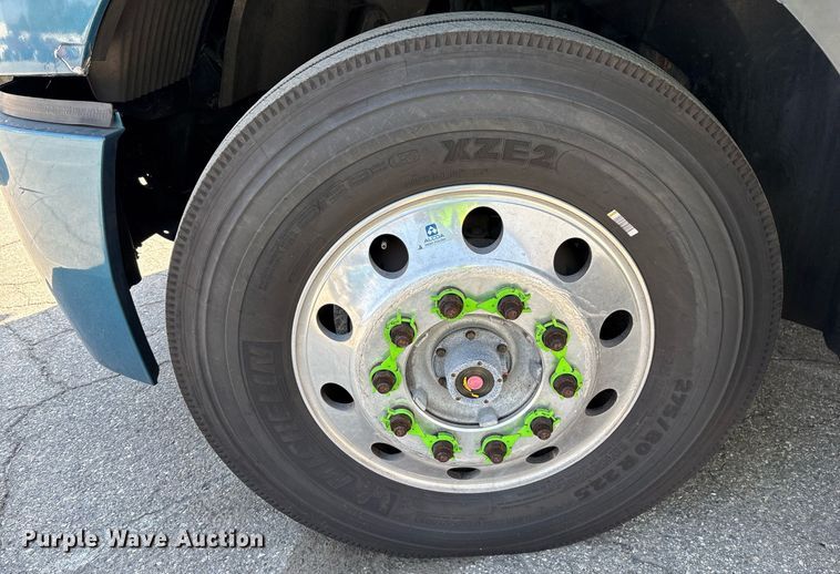 image for item YA0496 2019 Mack AN42T semi truck