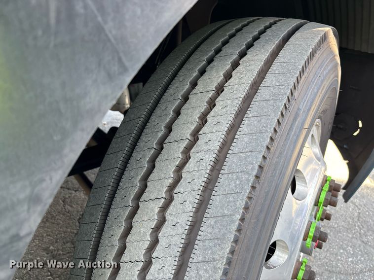 image for item YA0496 2019 Mack AN42T semi truck