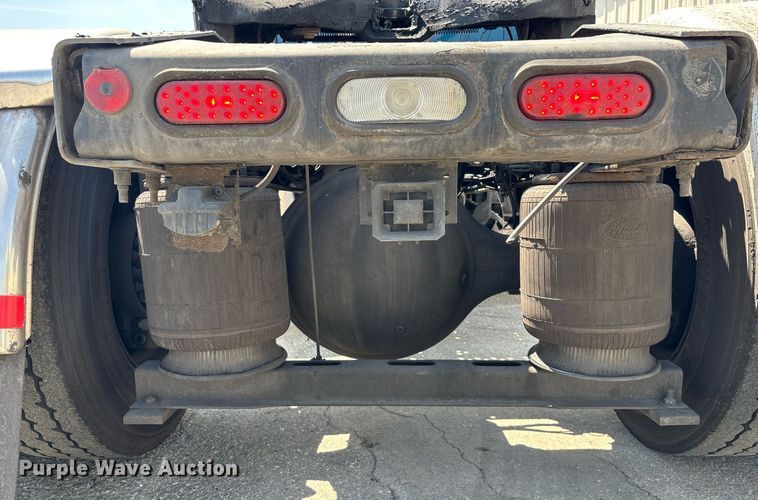 image for item YA0497 2019 Mack AN42T semi truck