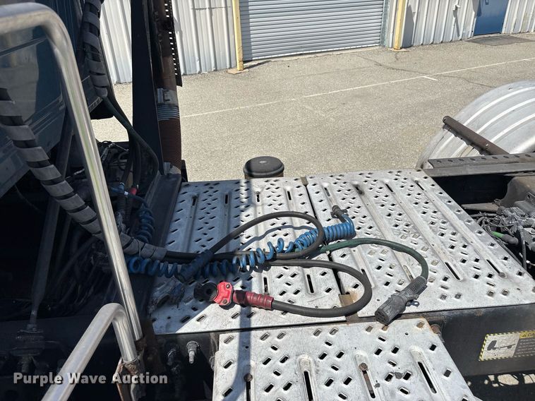 image for item YA0497 2019 Mack AN42T semi truck