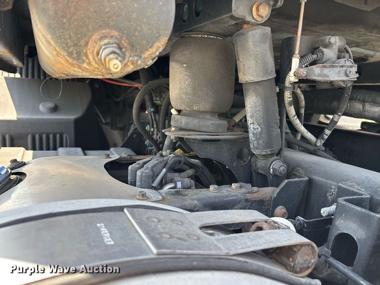 image for item YA0497 2019 Mack AN42T semi truck