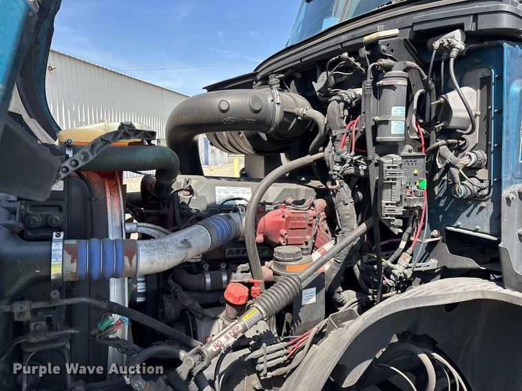 image for item YA0497 2019 Mack AN42T semi truck