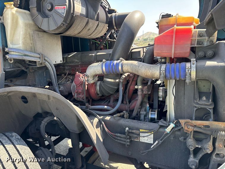 image for item YA0497 2019 Mack AN42T semi truck