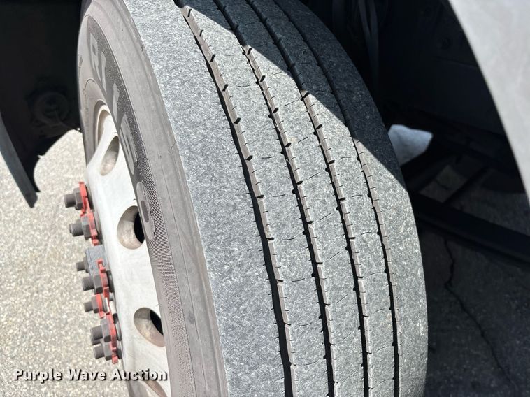 image for item YA0497 2019 Mack AN42T semi truck